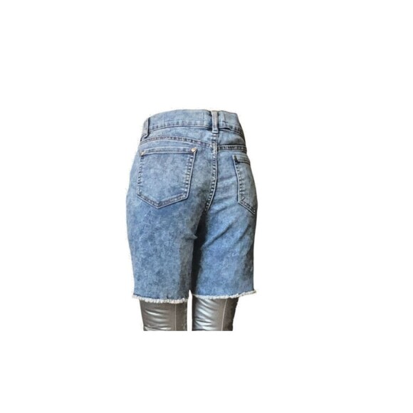 Jordache Shorts 12 Distressed Adjustable Stars Blue Denim (W26 L7) - Picture 2 of 13